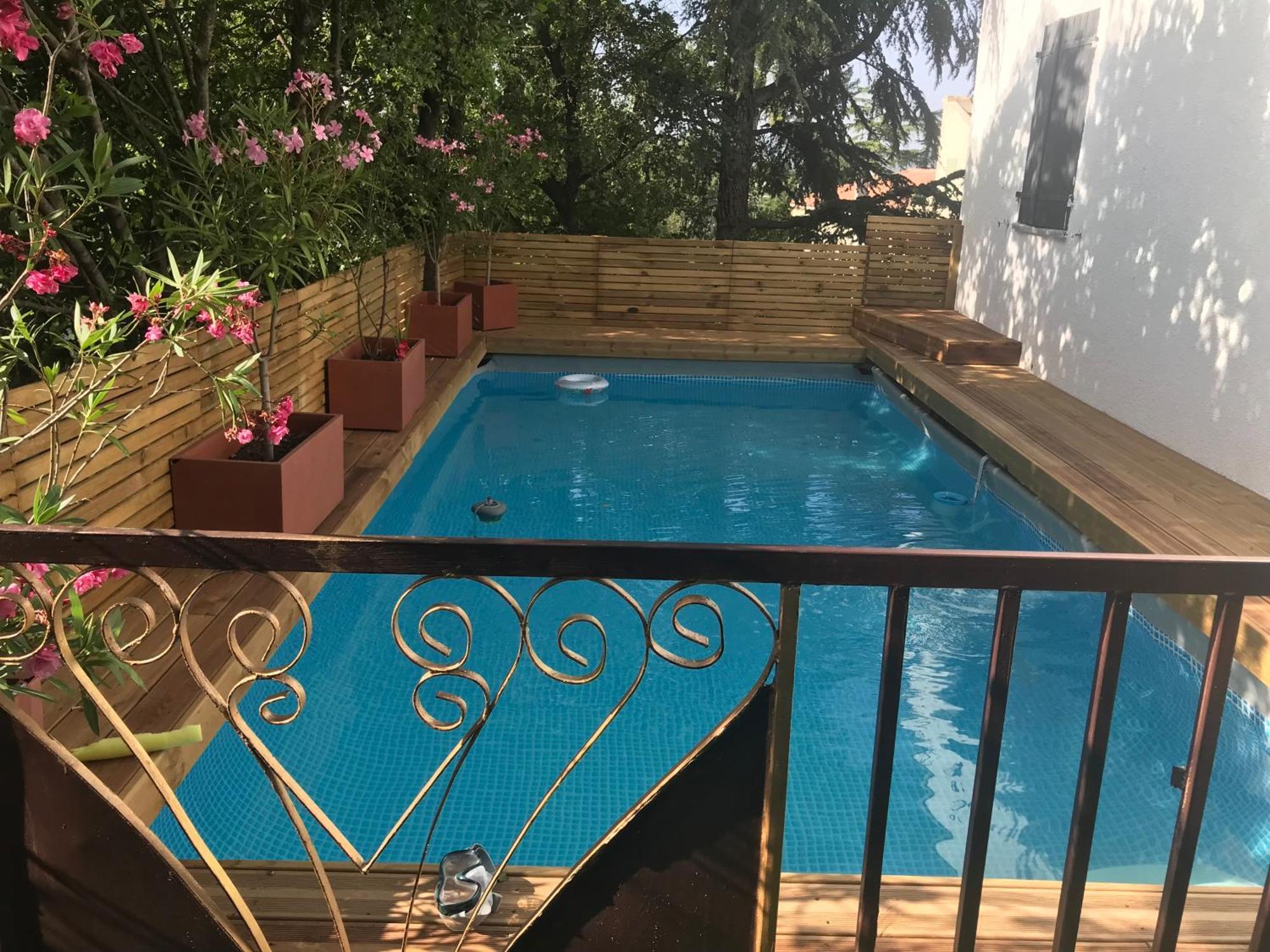 Le Riad Сен-Максімен-ла-Сент-Бом Екстер'єр фото